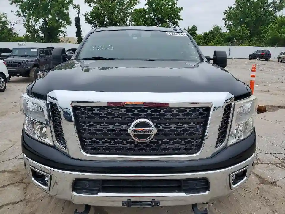 1N6BA1F47HN521802 2017 NISSAN TITAN-4