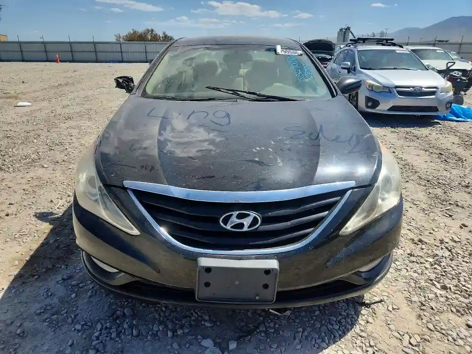 5NPEB4AC3DH770752 2013 HYUNDAI SONATA-4