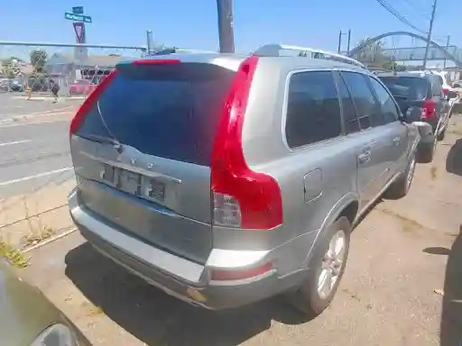 YV4952CY8B1572093 2011 VOLVO XC90-3