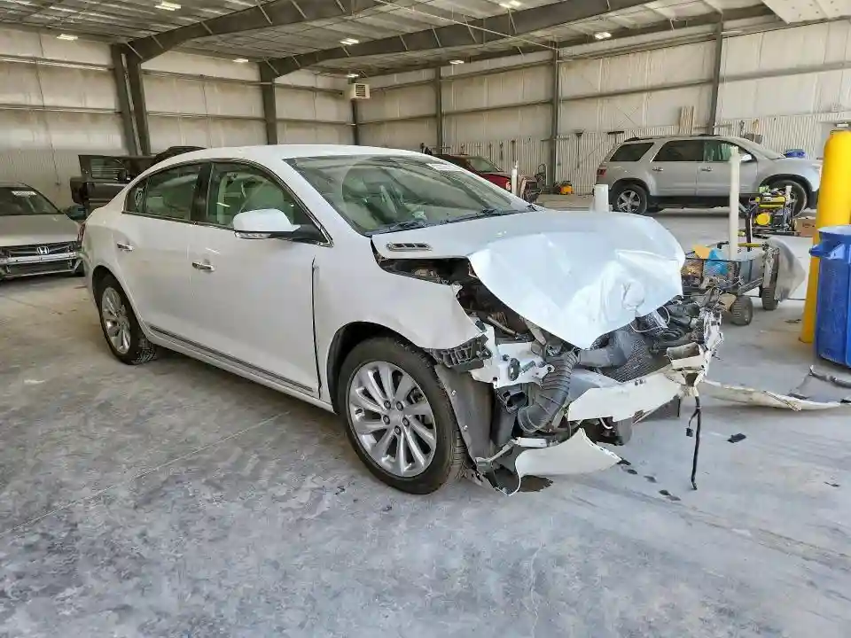 1G4GB5G33GF158311 2016 BUICK LACROSSE-3