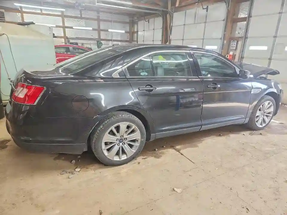 1FAHP2FW7BG145249 2011 FORD TAURUS-2