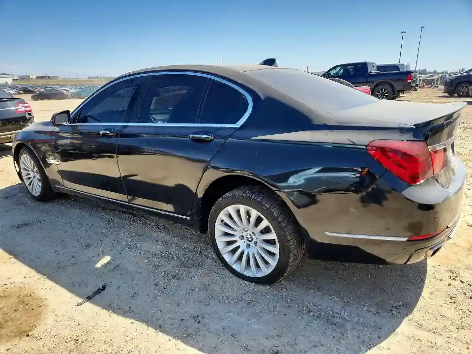 WBAYB6C53DC998363 2013 BMW 7 SERIES-1