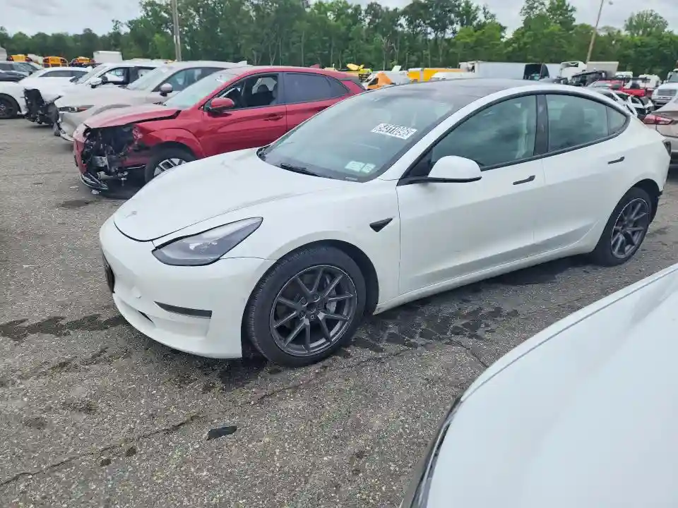 5YJ3E1EA5NF369127 2022 TESLA MODEL 3-0