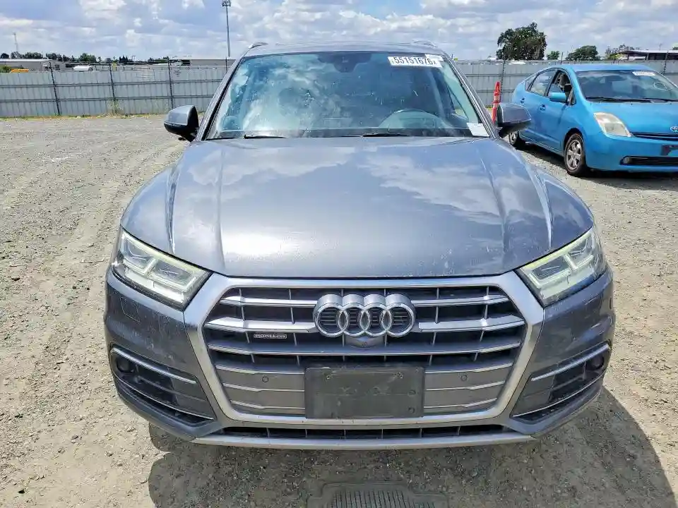 WA1CNAFY3K2034856 2019 AUDI Q5-4