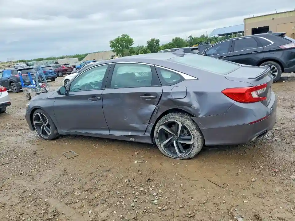 1HGCV1F31JA076670 2018 HONDA ACCORD-1
