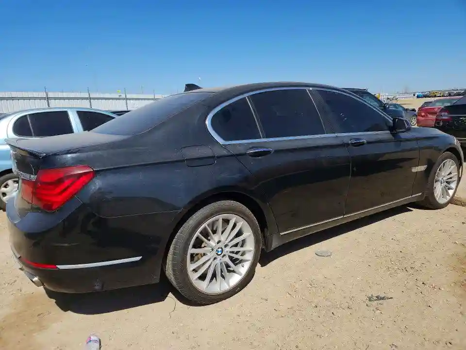 WBAYB6C53DC998363 2013 BMW 7 SERIES-2