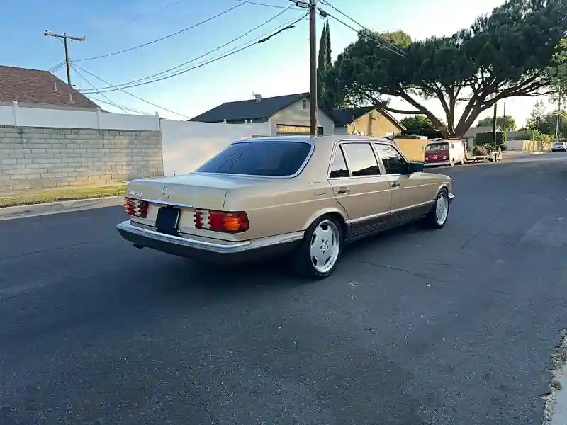 WDBCA33A5DB041393 1983 MERCEDES-BENZ 380-CLASS-3