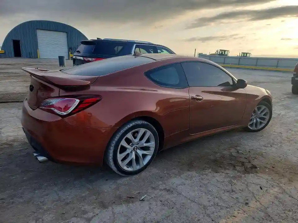 KMHHT6KD7DU089461 2013 HYUNDAI GENESIS-2