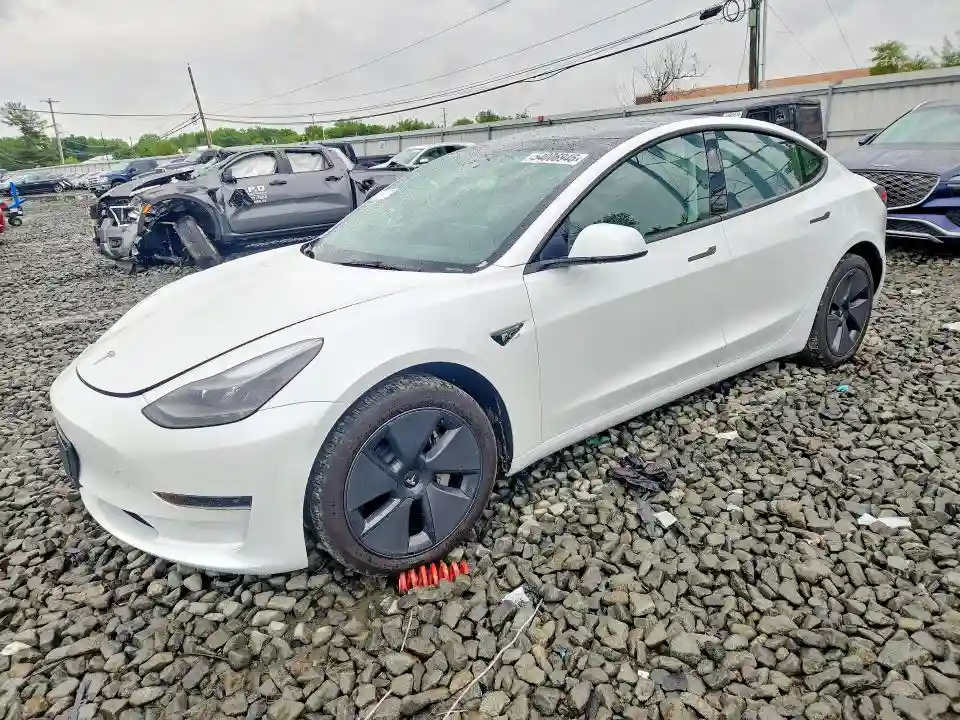 5YJ3E1EA9PF574596 2023 TESLA MODEL 3-0
