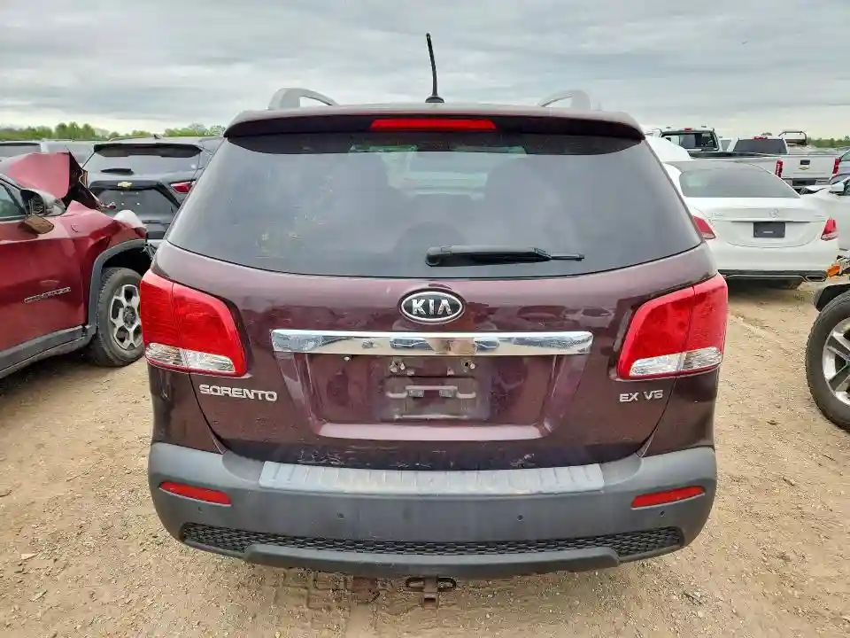 5XYKU4A26CG268070 2012 KIA SORENTO-5