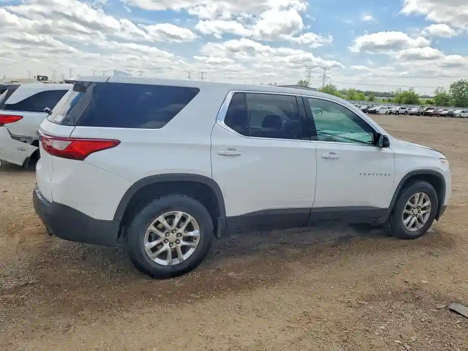 1GNERFKW0KJ263108 2019 CHEVROLET TRAVERSE-2