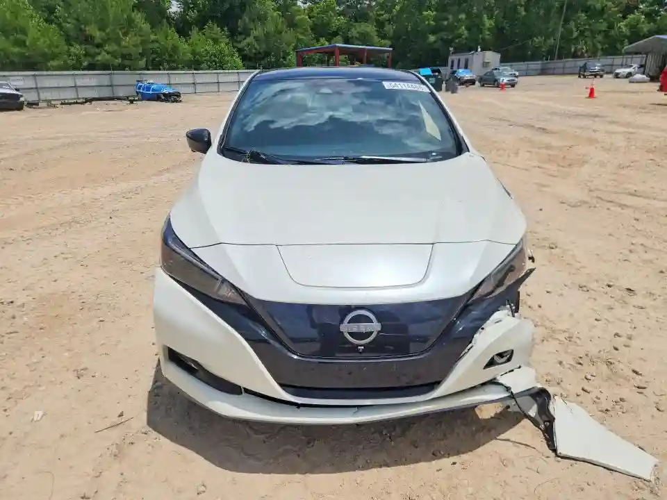1N4CZ1CVXPC555648 2023 NISSAN LEAF-4
