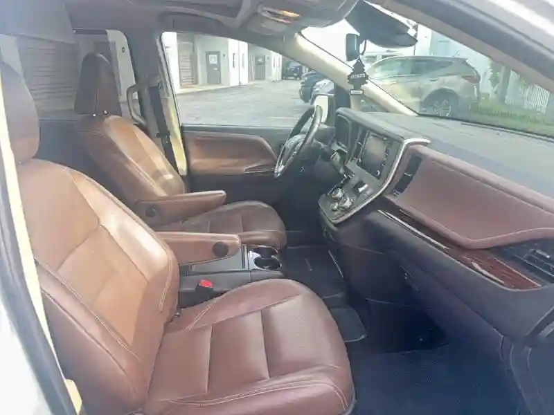 5TDYZ3DC5LS025251 2020 TOYOTA SIENNA-4