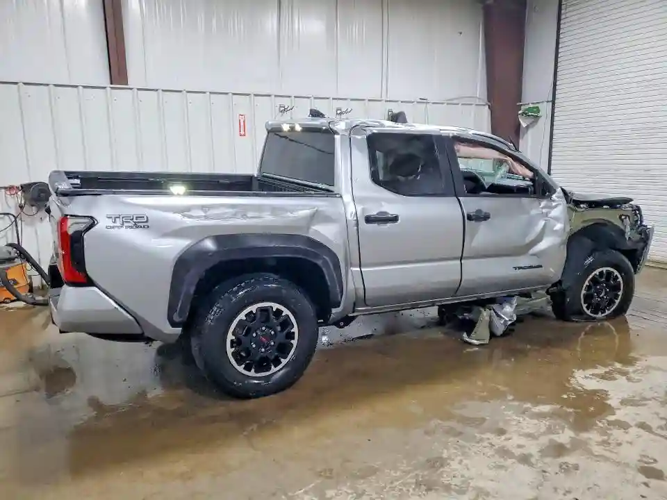 3TMLB5JNXSM088392 2025 TOYOTA TACOMA-2