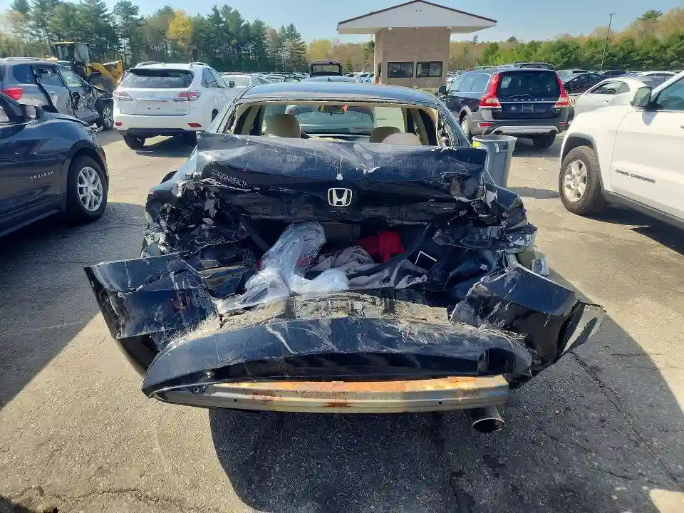 1HGCP2F37CA008585 2012 HONDA ACCORD-5