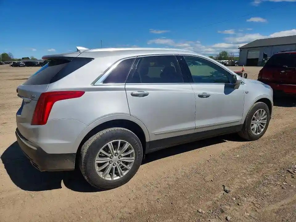 1GYKNBRS4HZ257206 2017 CADILLAC XT5-2