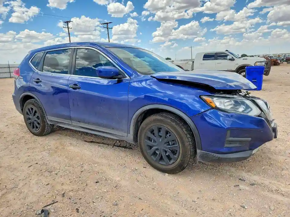 KNMAT2MT3HP546905 2017 NISSAN ROGUE-3