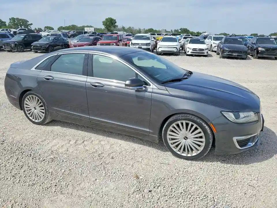 3LN6L5F99HR621944 2017 LINCOLN MKZ-3