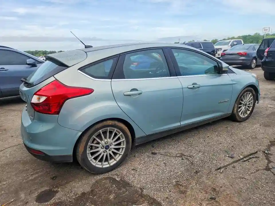 1FADP3R45EL259986 2014 FORD FOCUS-2