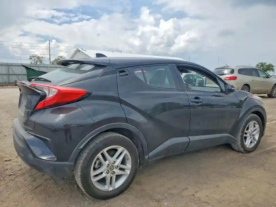 NMTKHMBX8LR103007 2020 TOYOTA C-HR LE-2