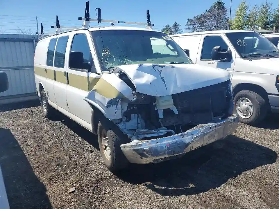 1GTW7AFG9J1903002 2018 GMC SAVANA-3