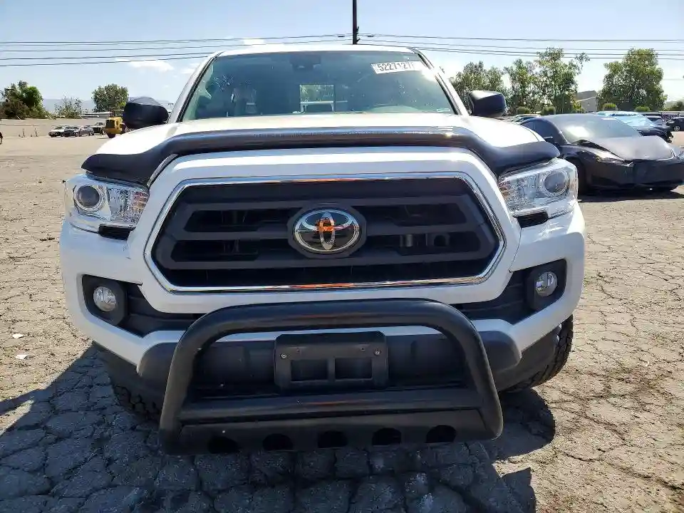3TMAZ5CN6PM203836 2023 TOYOTA TACOMA-4