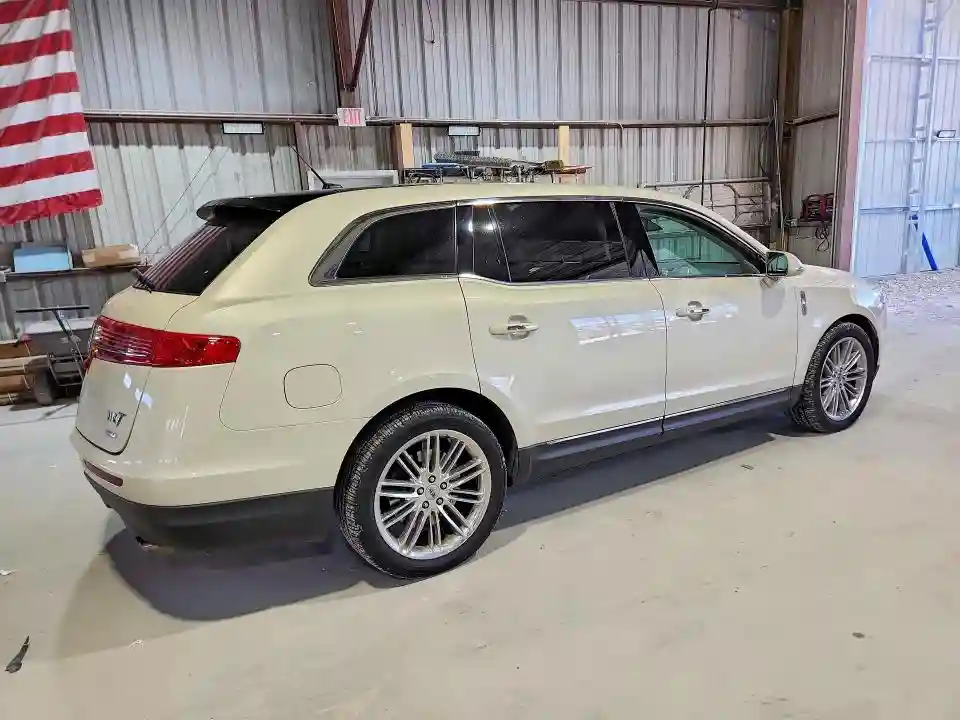 2LMHJ5AT8FBL00852 2015 LINCOLN MKT-2