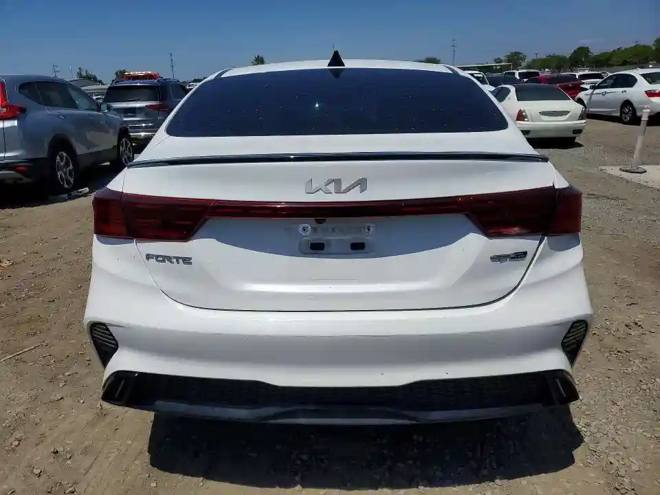 3KPF54AD1PE660991 2023 KIA FORTE GT-L-5