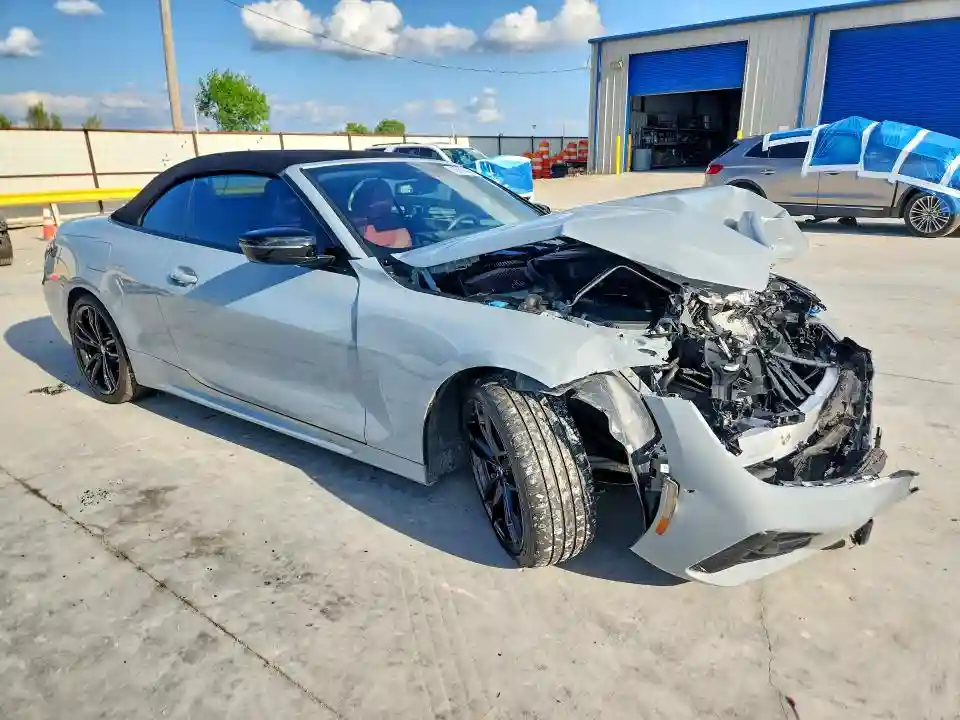 WBA53AT01RCP90139 2024 BMW M4-3