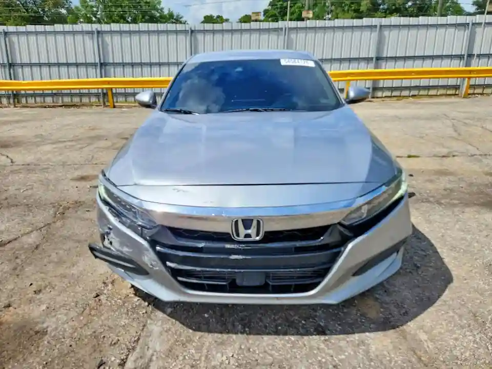 1HGCV1F12JA082315 2018 HONDA ACCORD-4