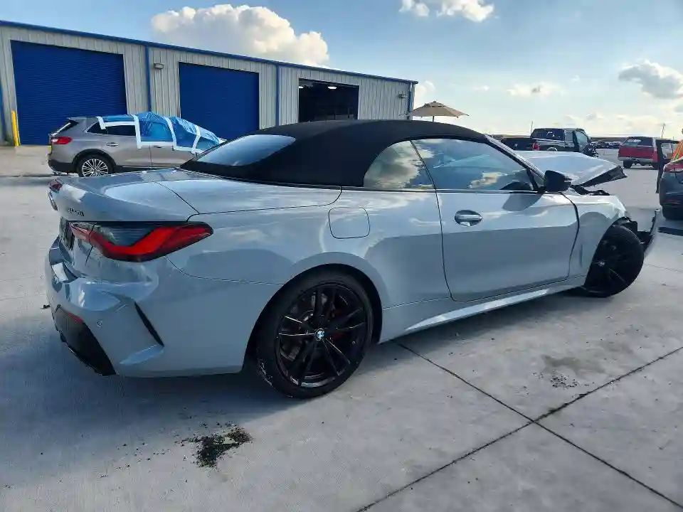 WBA53AT01RCP90139 2024 BMW M4-2