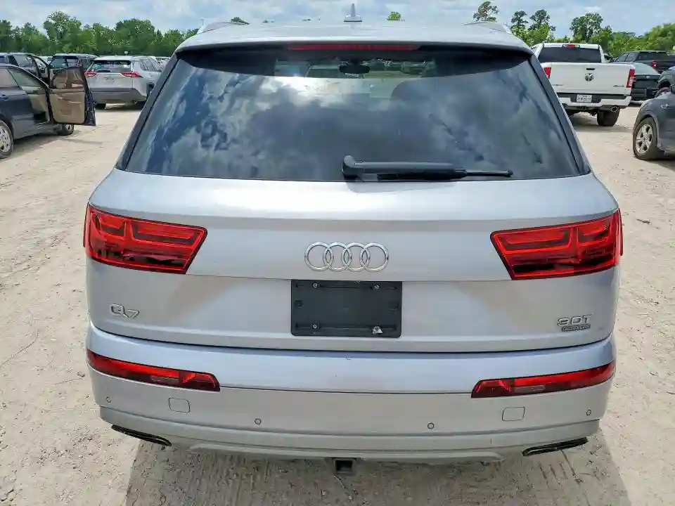 WA1VAAF70HD000883 2017 AUDI Q7-5