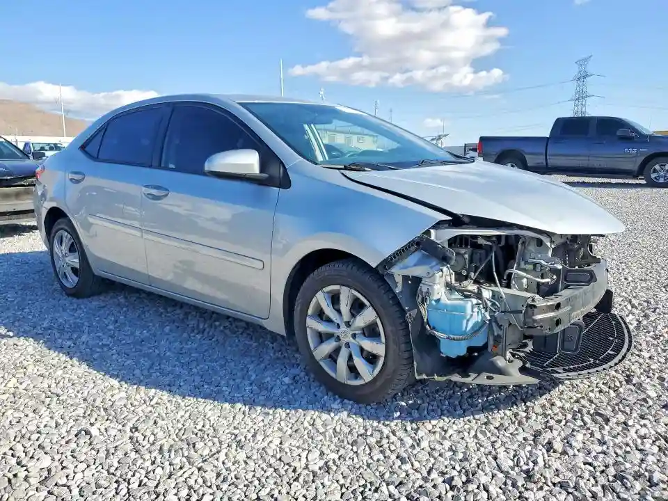 5YFBURHE1FP329564 2015 TOYOTA COROLLA-3
