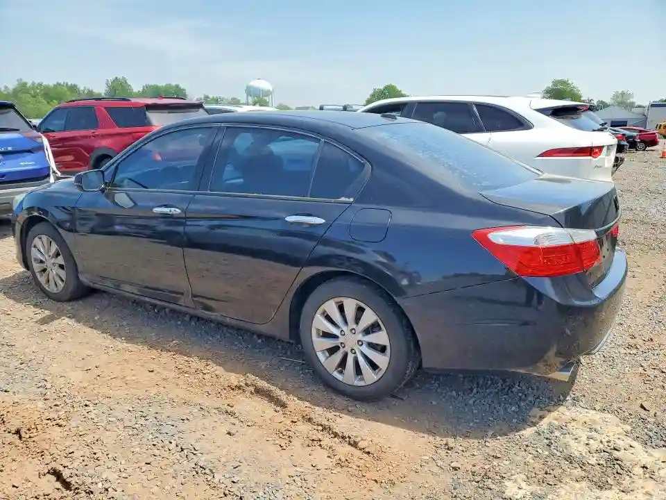 1HGCR3F87DA022449 2013 HONDA ACCORD-1