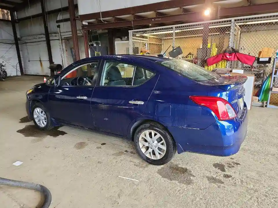 3N1CN7AP3KL817703 2019 NISSAN VERSA-1