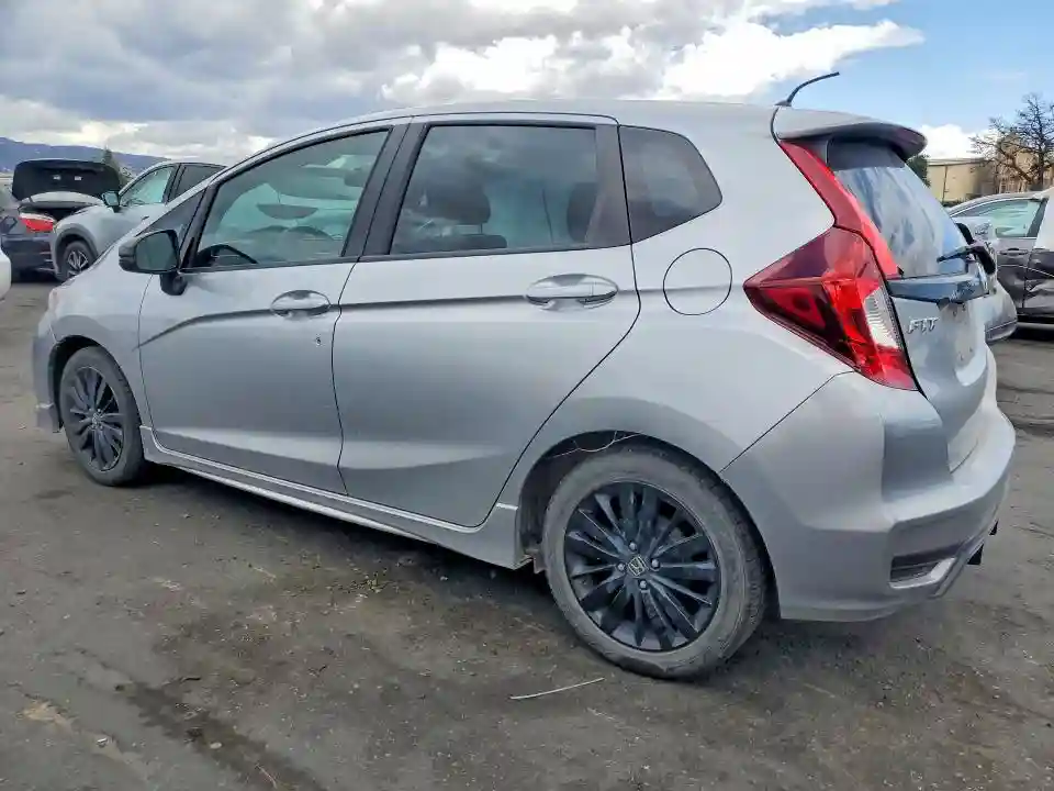 3HGGK5G67JM719455 2018 HONDA FIT-1