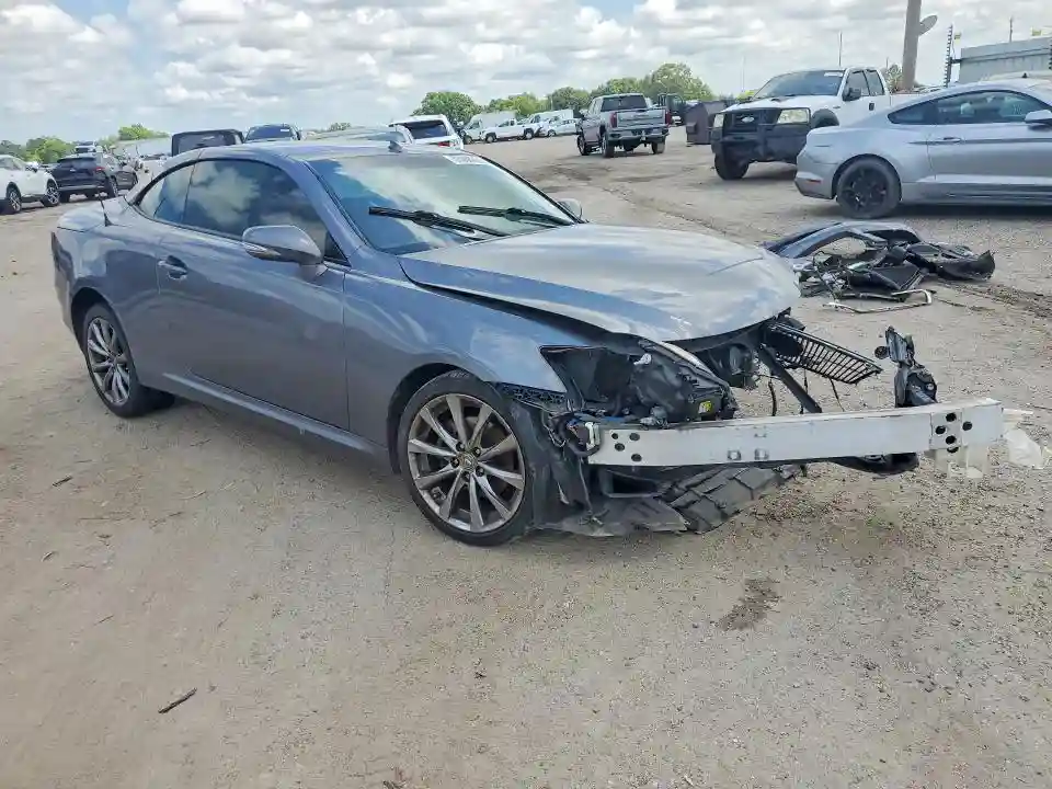 JTHFF2C2XF2532160 2015 LEXUS IS-3