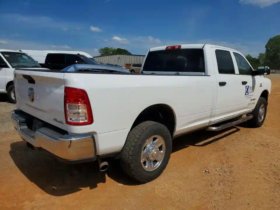 3C63R3GL0NG137986 2022 RAM 3500-2