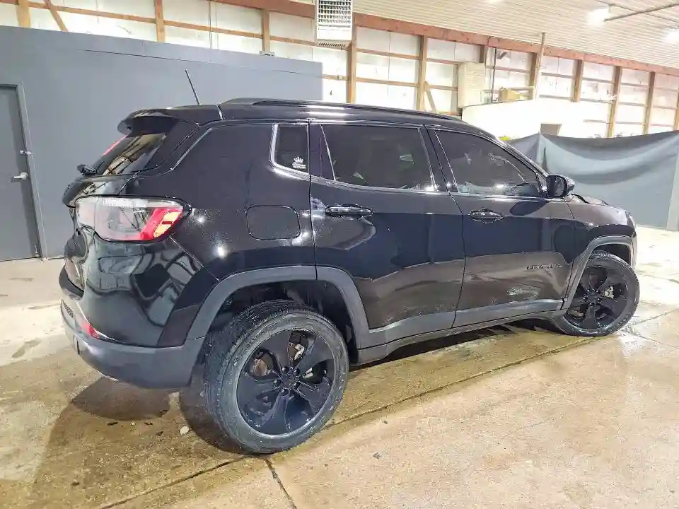 3C4NJDBB1MT509452 2021 JEEP COMPASS-2
