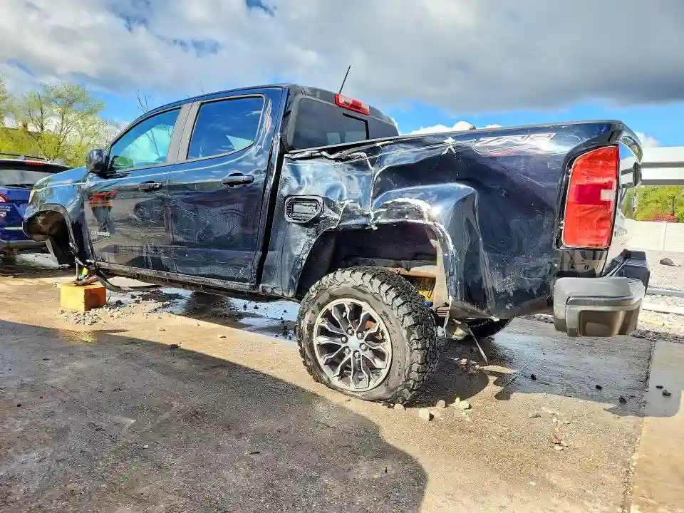 1GCGTEEN3H1299674 2017 CHEVROLET COLORADO-1