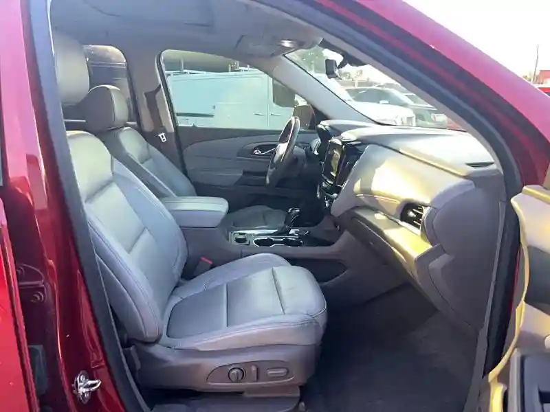 1GNERKKW8JJ149509 2018 CHEVROLET TRAVERSE-4
