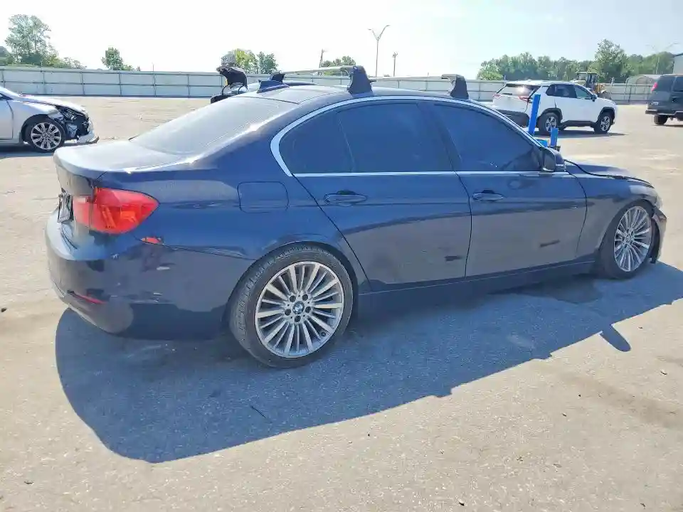 WBA3B5C55FF961031 2015 BMW 3 SERIES-2