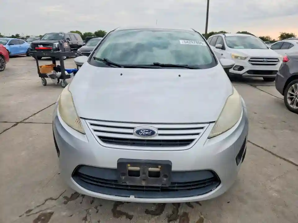 3FADP4AJ1CM126175 2012 FORD FIESTA-4