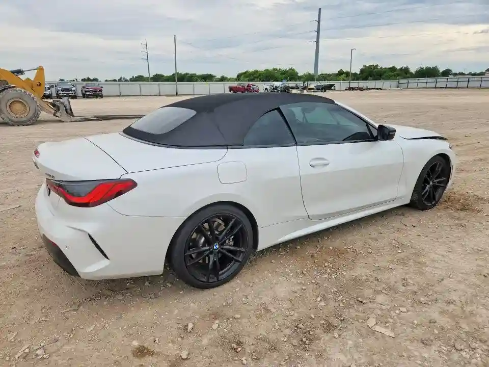 WBA23AT06NCK65607 2022 BMW 4 SERIES-2