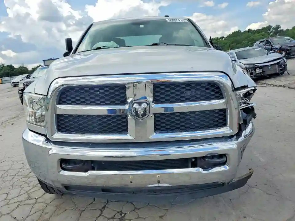 3C63R3GL4JG119078 2018 RAM 3500-4