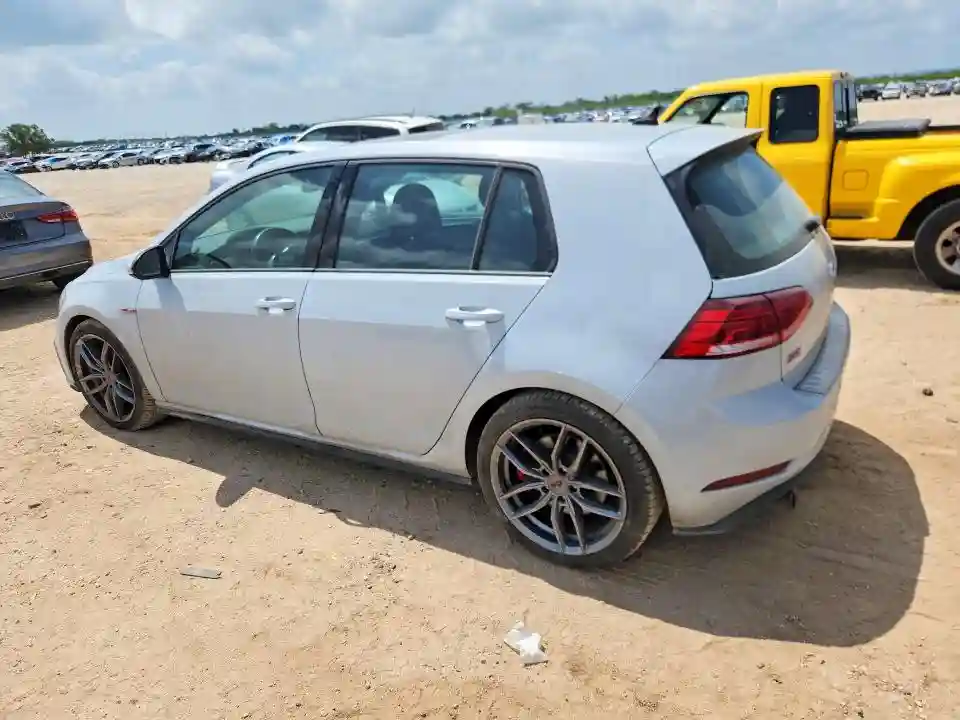3VW5T7AUXKM016100 2019 VOLKSWAGEN GTI-1