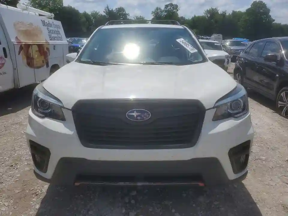 JF2SKAPC7KH402211 2019 SUBARU FORESTER-4