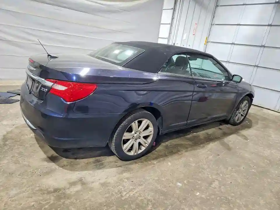 1C3BCBEG2CN233536 2012 CHRYSLER 200-2