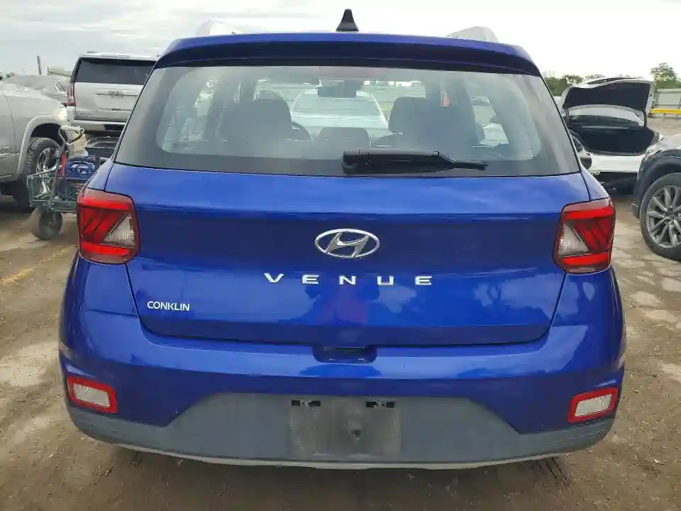 KMHRC8A32MU098867 2021 HYUNDAI VENUE-5