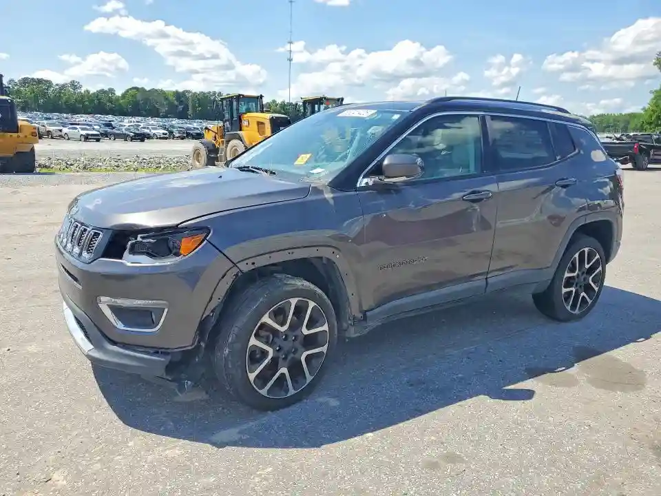 3C4NJDCB8JT199990 2018 JEEP COMPASS-0